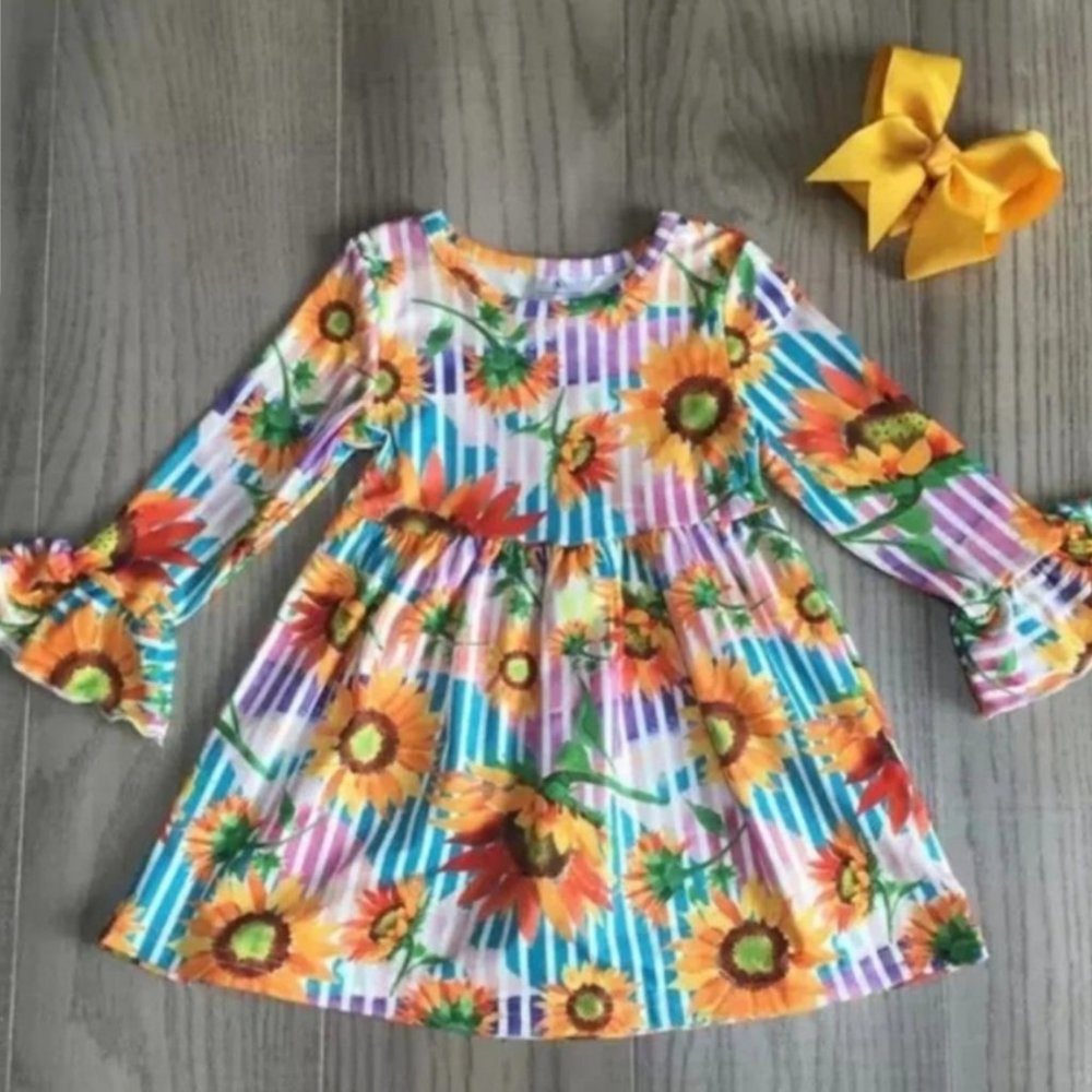Girls Boutique Pink sunflower dress  (NEW)
